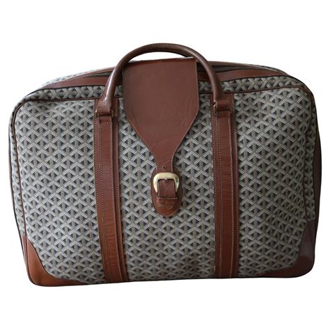 borsa da viaggio goyard|goyard bag subscription.